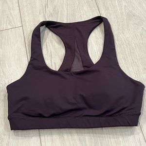Lululemon sports bra size 6